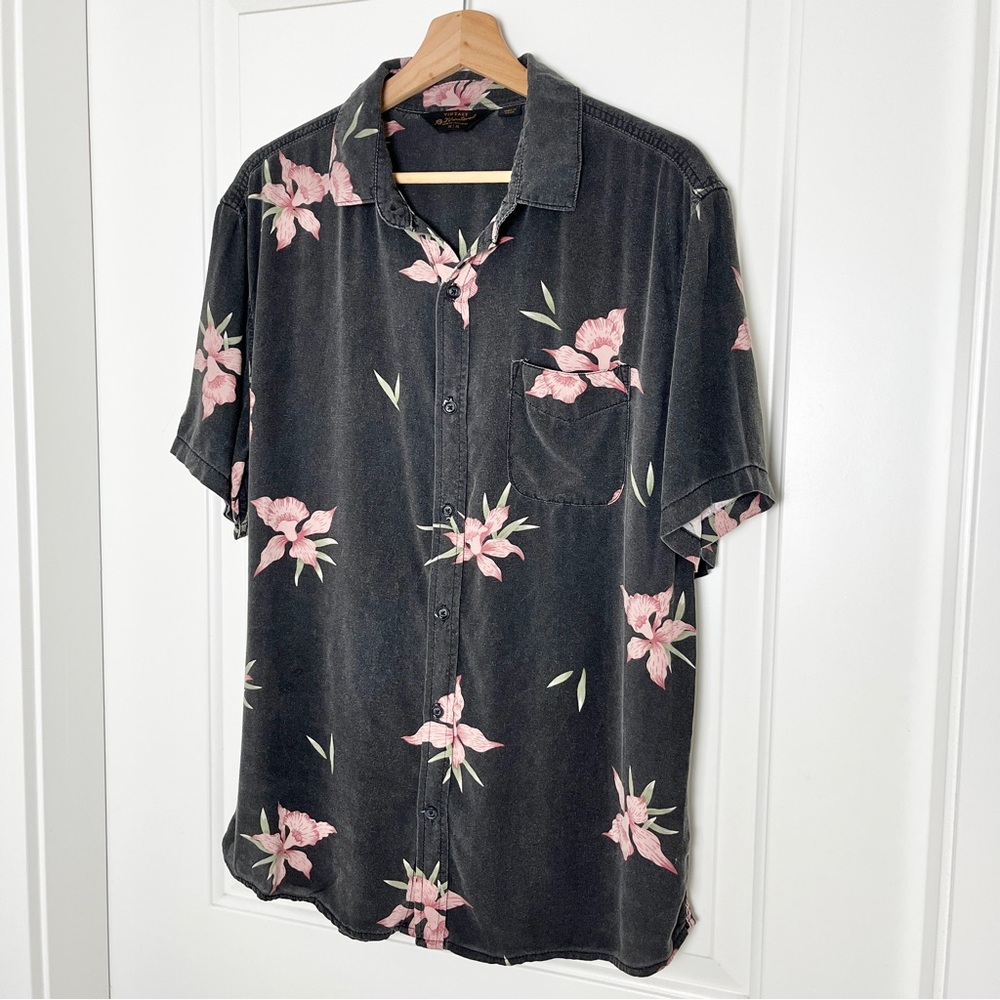 Cotton On Vintage Remastered Faded Black Pink Tropical Floral Hawaiian Shirt, M - Picture 5 of 13
